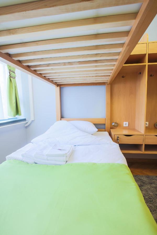 Hostel Amd Belgrade Extérieur photo