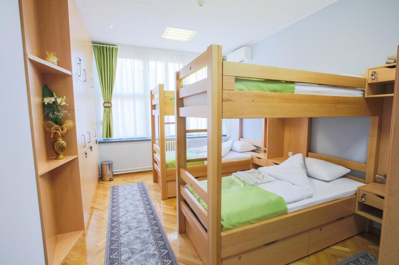 Hostel Amd Belgrade Extérieur photo