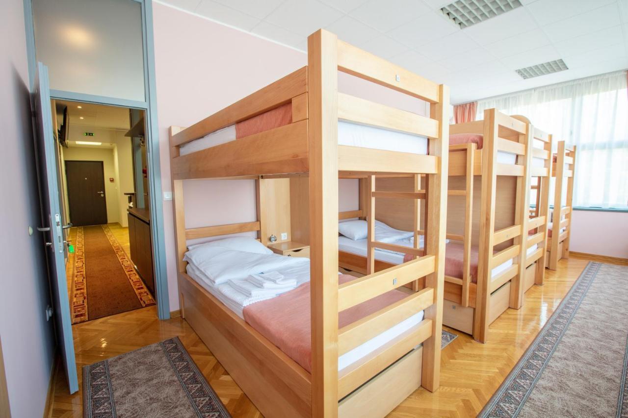 Hostel Amd Belgrade Extérieur photo